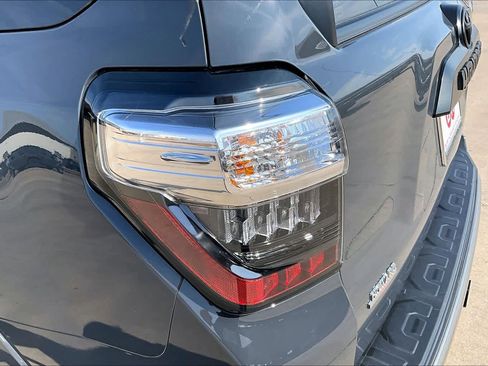 Used 2024 Toyota 4Runner TRD Off-Road Premium w/ Moonroof Package image 28