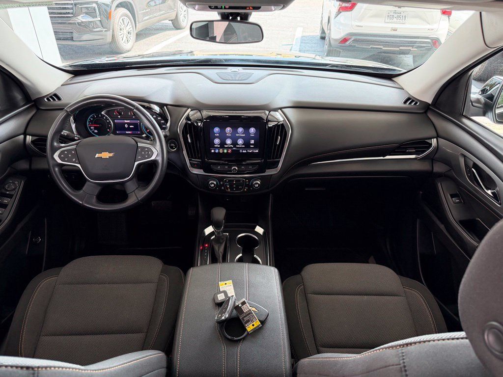 Used 2021 Chevrolet Traverse LT FWD image 21