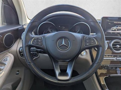 Used 2019 Mercedes-Benz GLC 300 image 15