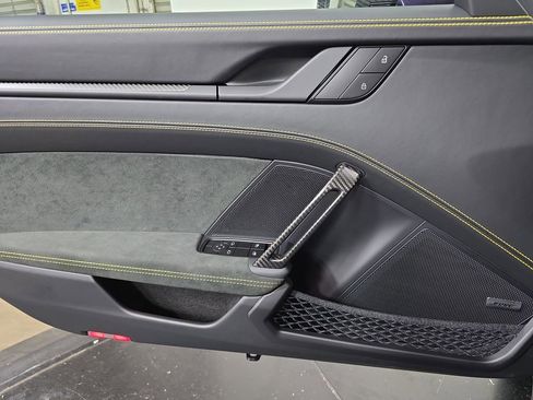 New 2026 Porsche 911 GT3 image 22