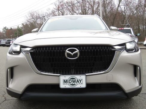 Used 2024 MAZDA CX-90 Plug-In Hybrid w/ Preferred AWD/4WD image 2