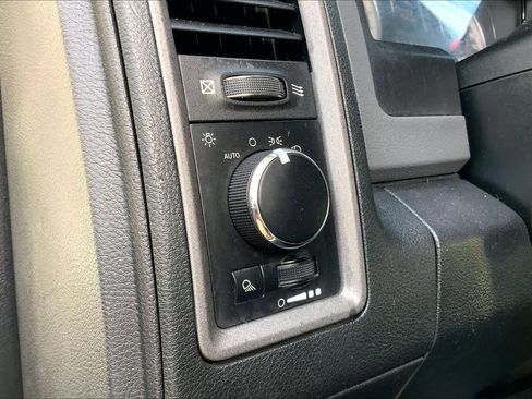 Used 2017 RAM 3500 Tradesman image 32