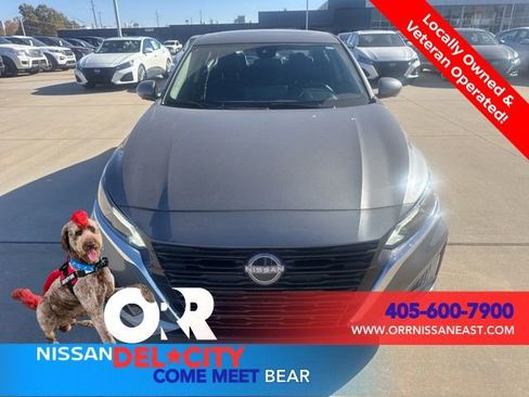 New 2025 Nissan Altima 2.5 SL image 8