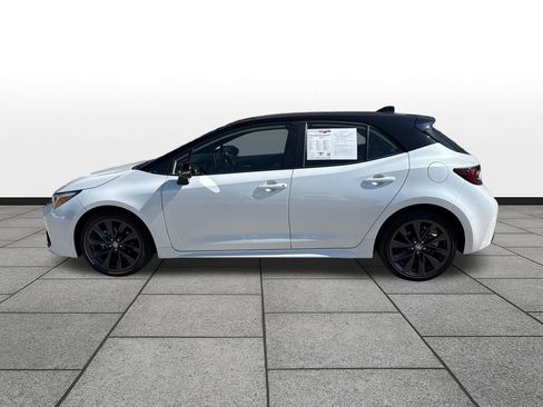Used 2024 Toyota Corolla XSE FWD image 2