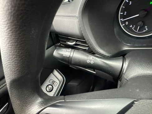 Used 2025 Nissan Sentra SV FWD image 20