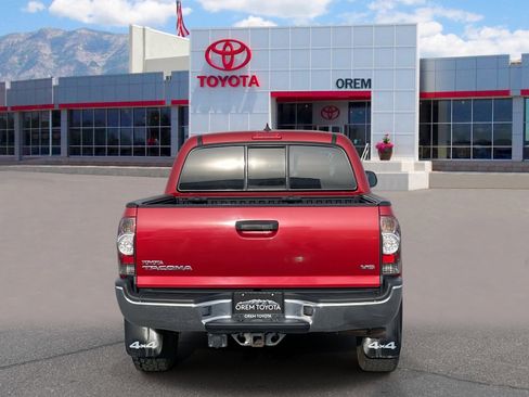 Used 2014 Toyota Tacoma 4x4 Double Cab image 4