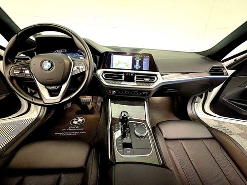 Certified 2022 BMW 330i xDrive 330i xDrive w/ Driving Assistance Package image 15
