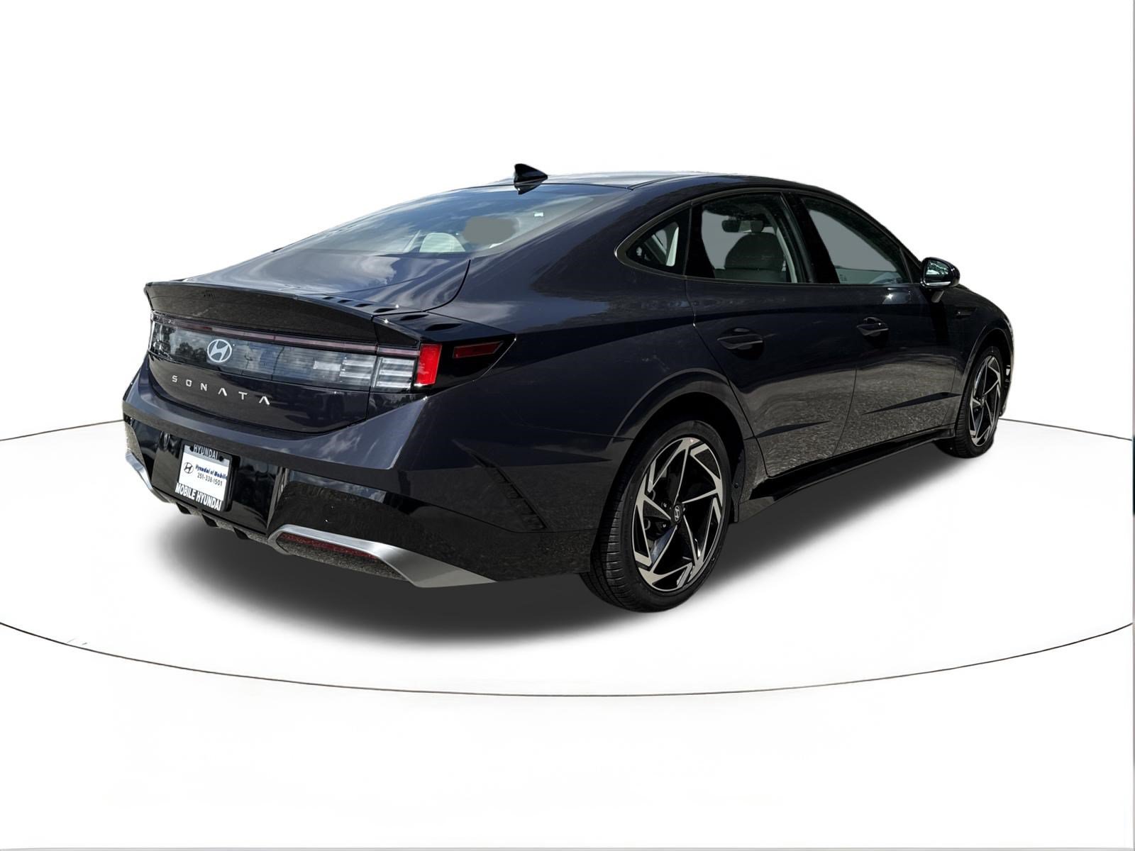 New 2026 Hyundai Sonata SEL FWD image 3