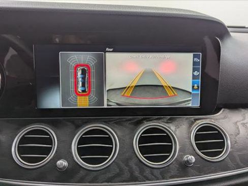 Used 2017 Mercedes-Benz E 300 E 300 LUXURY image 27