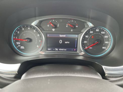 Used 2023 Chevrolet Traverse LT w/ Midnight/Sport Edition AWD/4WD image 15