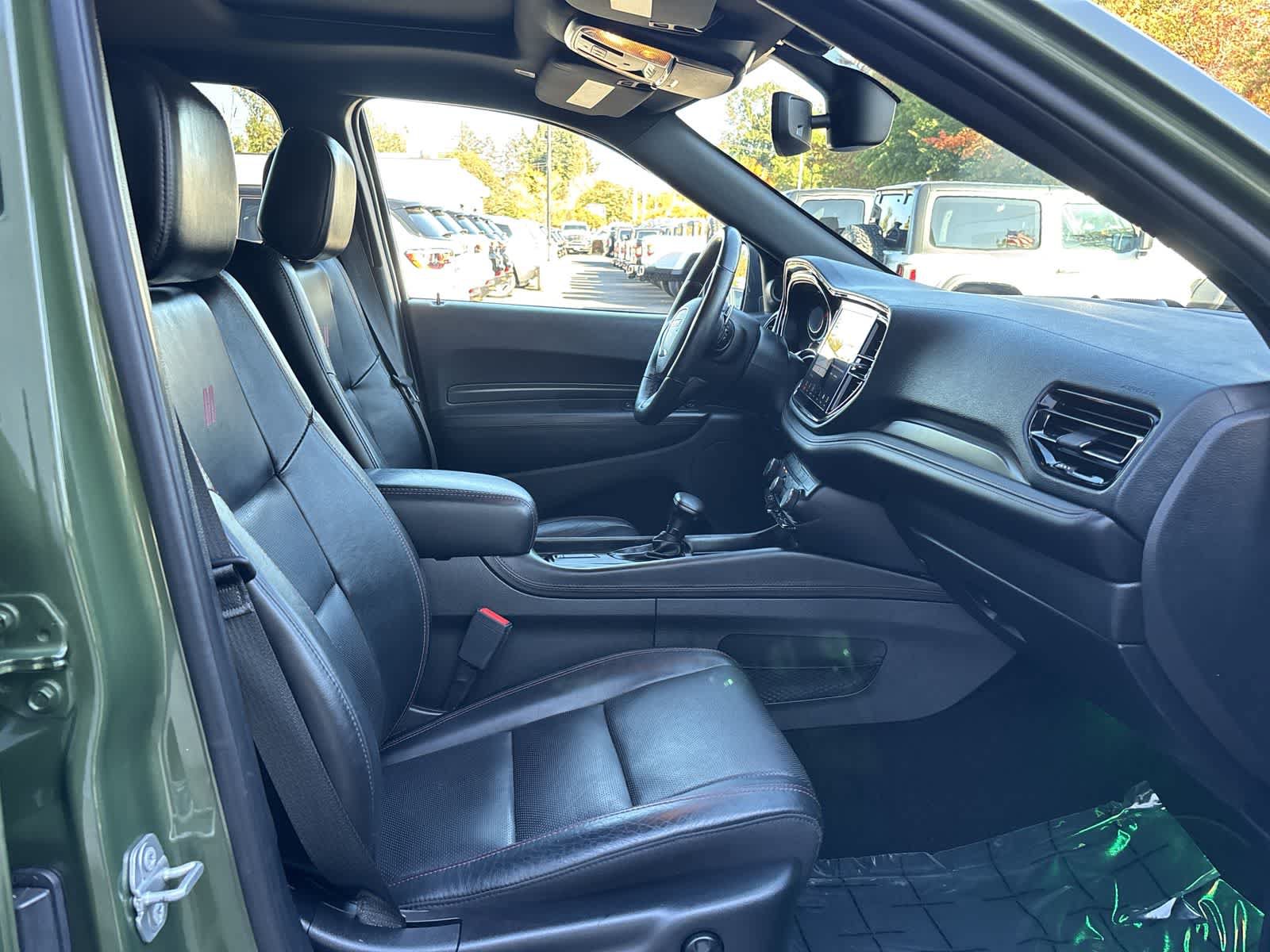 Used 2021 Dodge Durango R/T w/ Blacktop Package AWD/4WD image 4