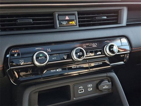 Certified 2025 Honda Pilot TrailSport image 16