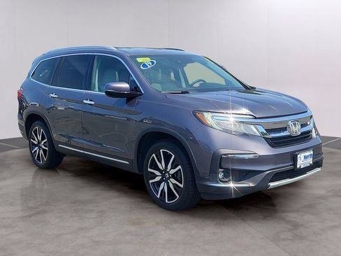 Used 2019 Honda Pilot Touring image 3