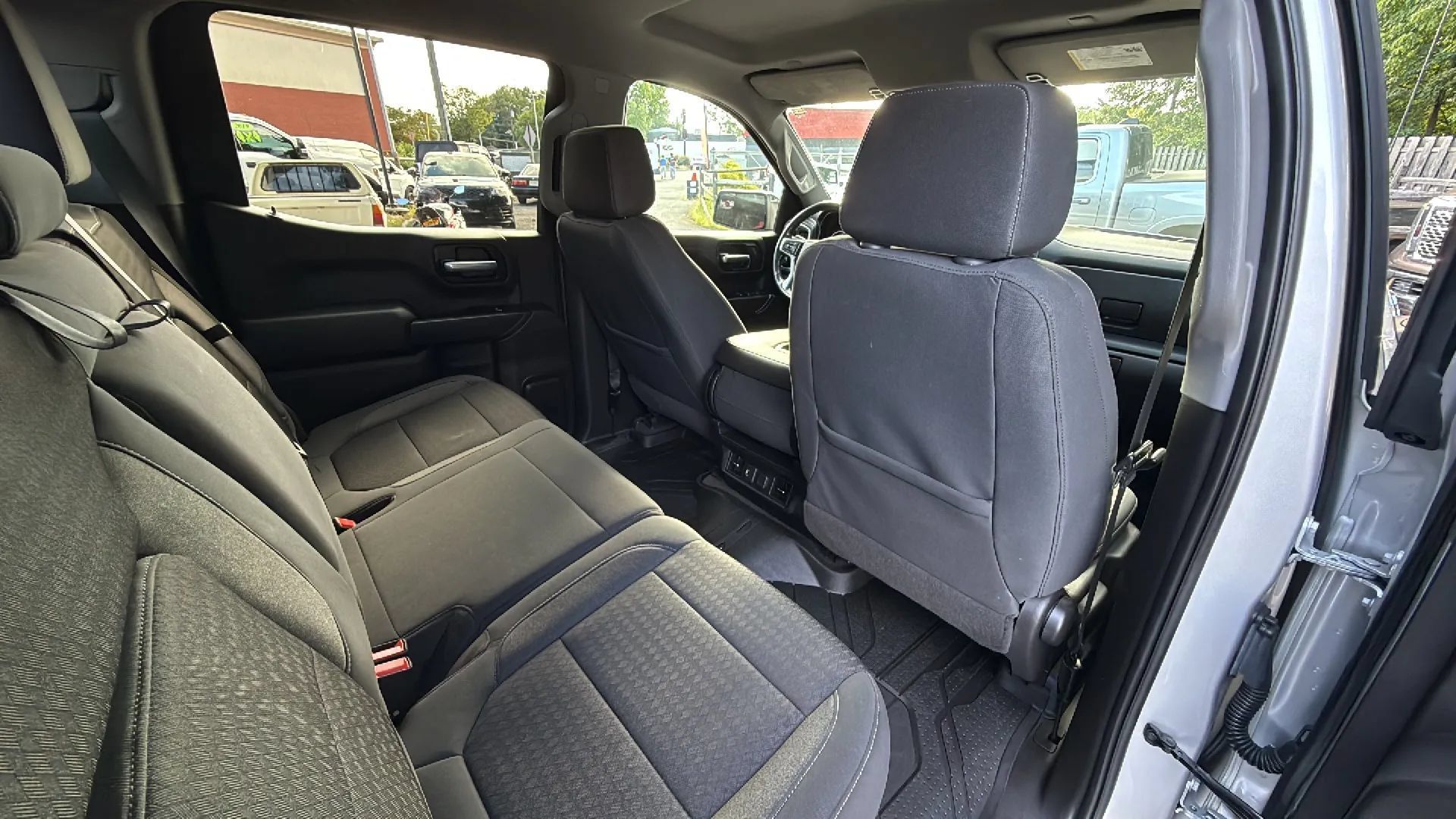Used 2020 Chevrolet Silverado 1500 LT w/ All-Star Edition AWD/4WD image 25