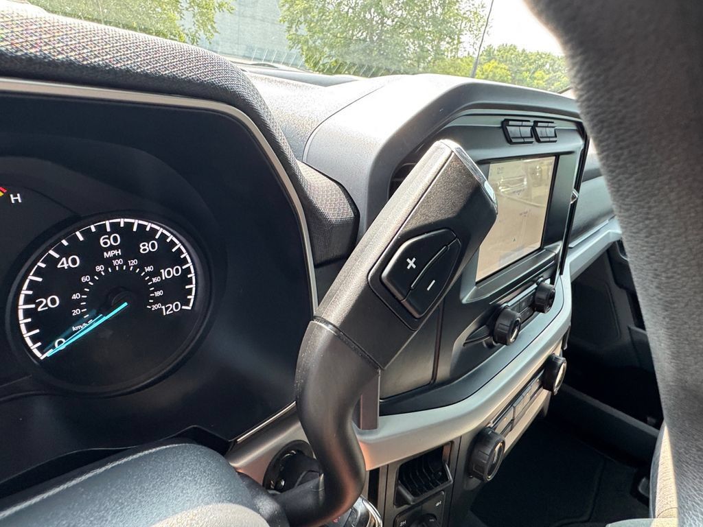 Used 2023 Ford F150 XLT AWD/4WD image 34