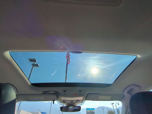 New 2025 Volkswagen Jetta SE image 17