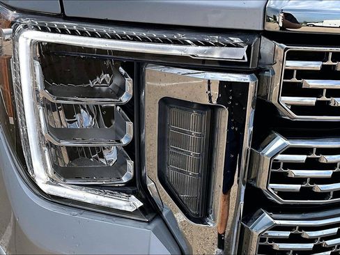 Used 2022 GMC Sierra 2500 Denali AWD/4WD image 31