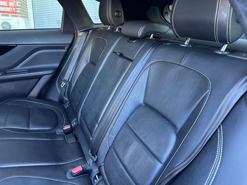 Used 2017 Jaguar F-PACE R-Sport AWD/4WD image 16