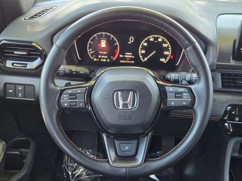 Used 2025 Honda Pilot TrailSport image 15