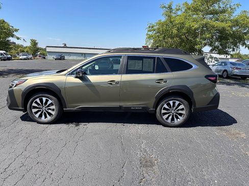 Certified 2025 Subaru Outback Limited AWD/4WD image 6