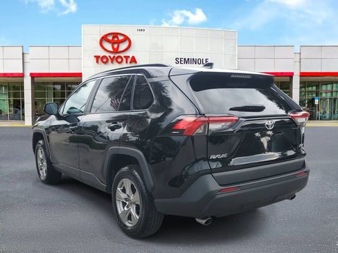 Used 2024 Toyota RAV4 XLE FWD image 4