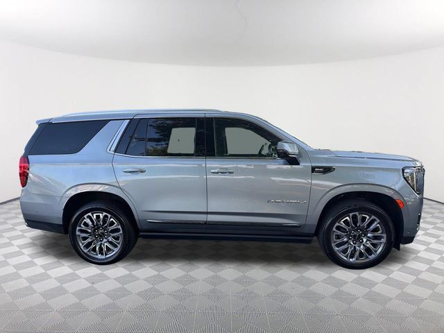 Used 2024 GMC Yukon Denali Ultimate AWD/4WD image 4