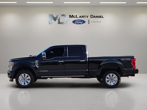 Used 2019 Ford F250 Platinum AWD/4WD image 3