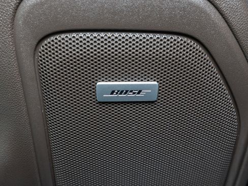 Used 2021 GMC Sierra 1500 SLT w/ SLT Premium Plus Package image 17