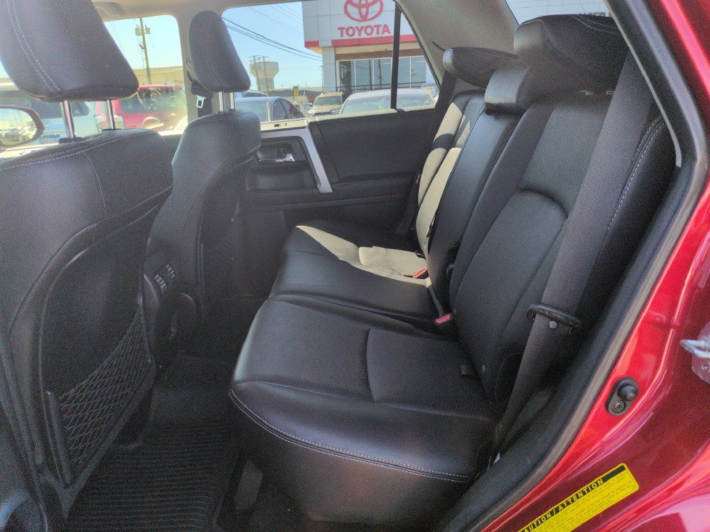 Used 2024 Toyota 4Runner Limited AWD/4WD image 25