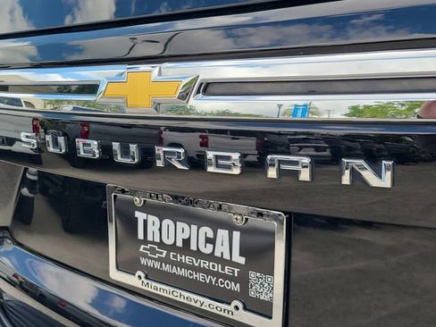 Used 2024 Chevrolet Suburban LT AWD/4WD image 32