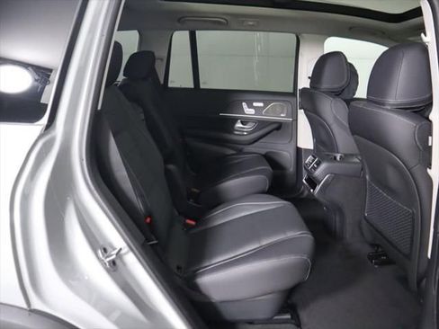 New 2026 Mercedes-Benz GLS 450 4MATIC image 24