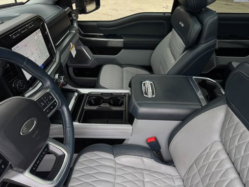 Used 2024 Ford F450 Limited w/ FX4 Off-Road Package image 13