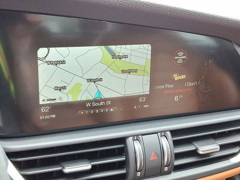 Used 2017 Alfa Romeo Giulia Ti w/ TI 19" Sport Package image 15