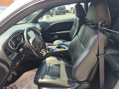 Used 2017 Dodge Challenger GT w/ Driver Convenience Group AWD/4WD image 3