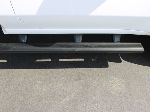 Used 2024 Chevrolet Silverado 3500 W/T w/ Snow Plow Prep Package image 17