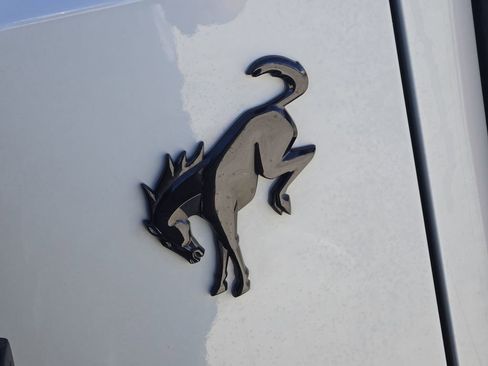 Used 2022 Ford Bronco Wildtrak image 12