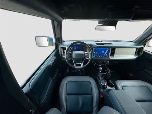 Used 2024 Ford Bronco Outer Banks image 22