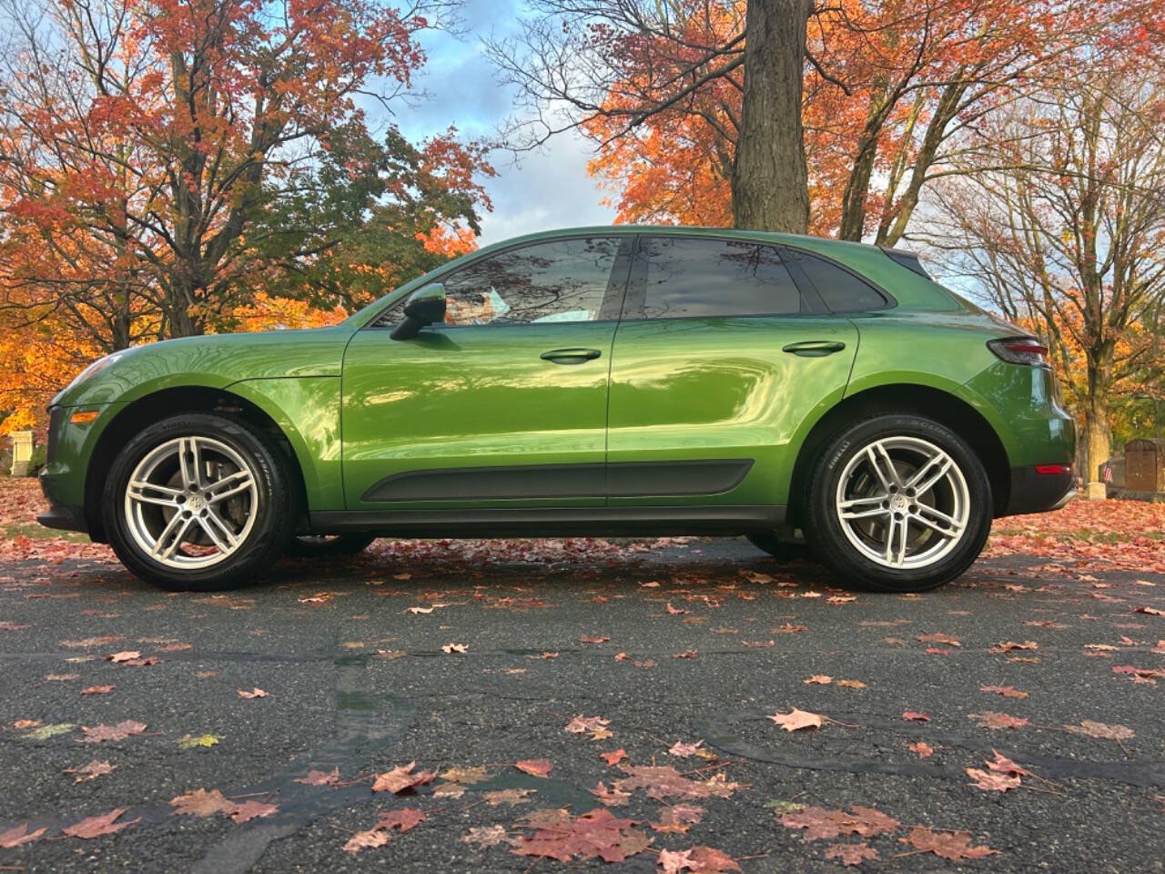 Used 2019 Porsche Macan AWD/4WD image 38