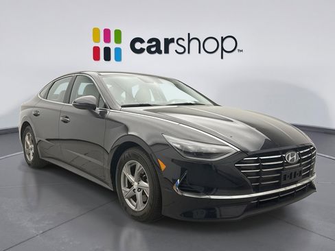 Used 2023 Hyundai Sonata SE w/ Cargo Package FWD image 4