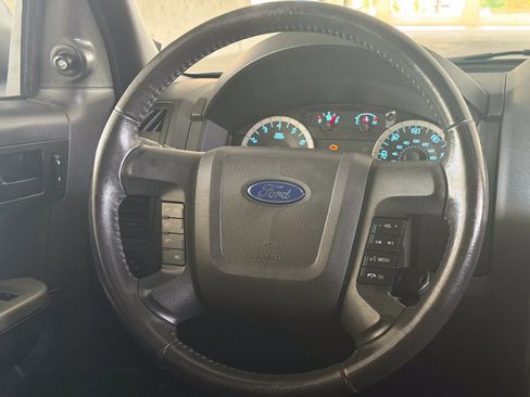 Used 2012 Ford Escape XLT FWD image 30