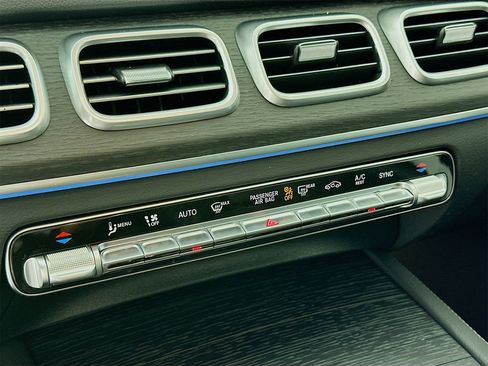 New 2026 Mercedes-Benz GLE 450 4MATIC image 17