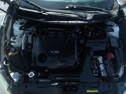 Used 2017 Nissan Maxima 3.5 SL FWD image 32