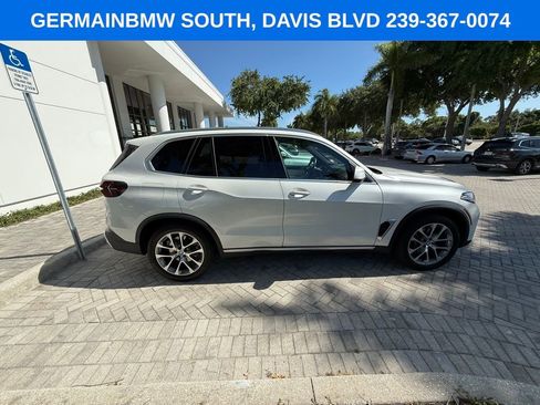 Certified 2024 BMW X5 sDrive40i w/ Premium Package RWD image 13