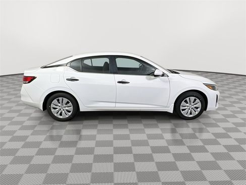 New 2025 Nissan Sentra S image 9