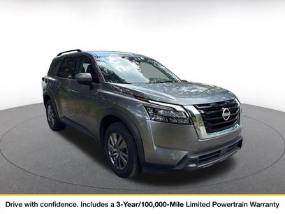Used 2025 Nissan Pathfinder SV
