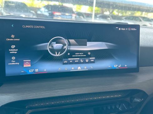 Used 2025 BMW 330i Sedan RWD image 20