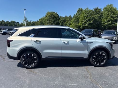 New 2026 Kia Sorento EX AWD/4WD image 8