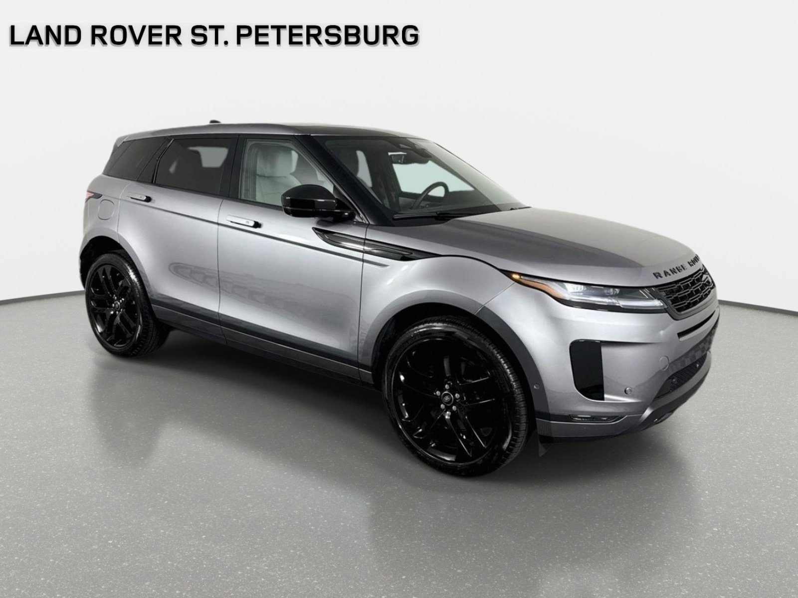 Used 2026 Land Rover Range Rover Evoque S AWD/4WD image 3