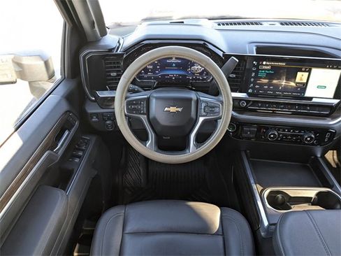 Used 2025 Chevrolet Silverado 2500 LT w/ Safety Package image 13