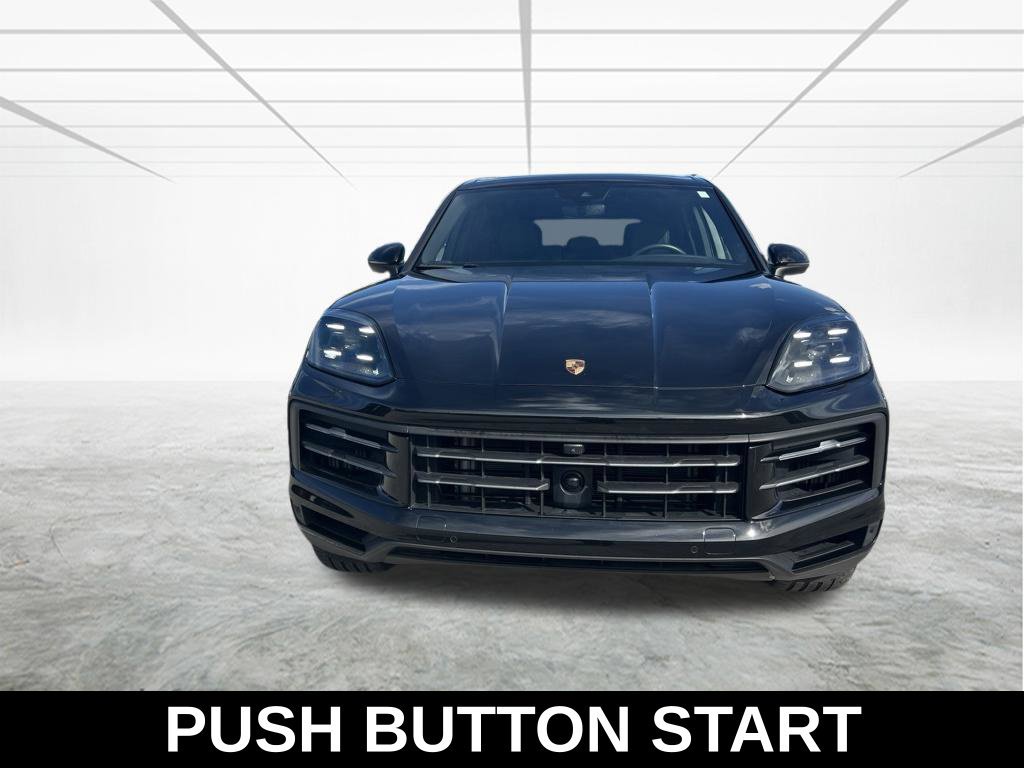 Used 2025 Porsche Cayenne AWD/4WD image 9